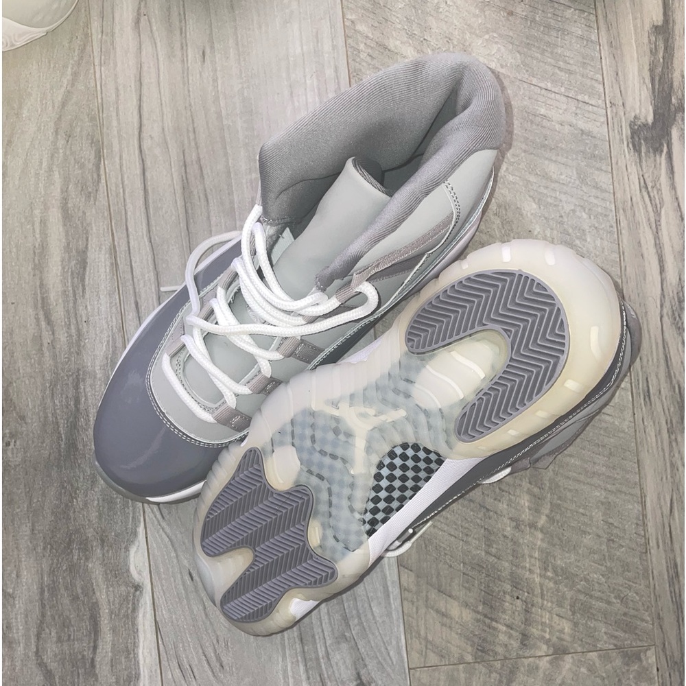 Cool greys - Picture 3 of 3